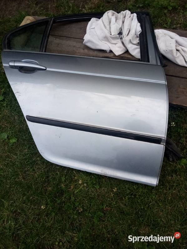 KOMPLET DRZWI BMW E46 SILBERGRAU METALIC Lipinki sprzedam