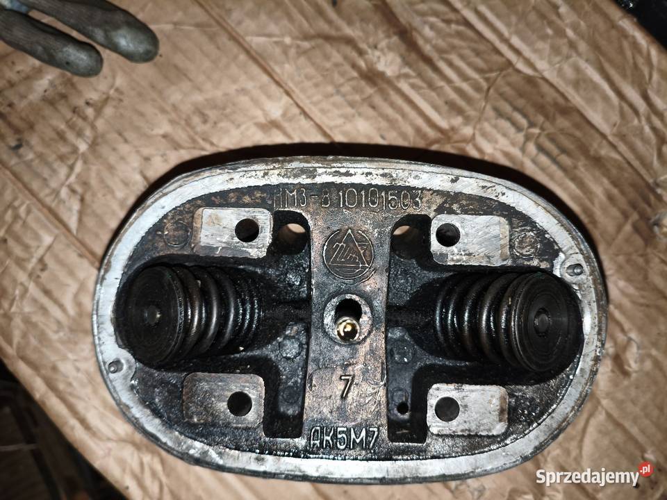 Lewa głowica Ural M67 Cylindry, głowice, pierścienie Leszno sprzedam