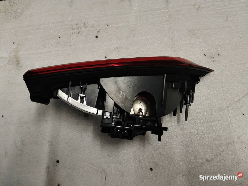 Lampa w klapę bagażnika lewa BMW X1 f48 lewe Żory
