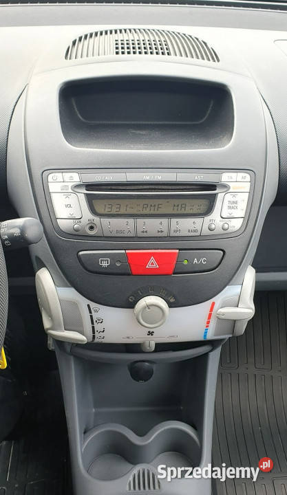 Toyota Aygo niski przebieg Klimatyzacja ABS