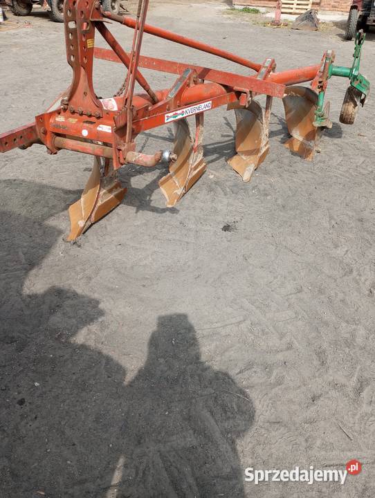 Sprzedam pług 4 skibowy kverneland