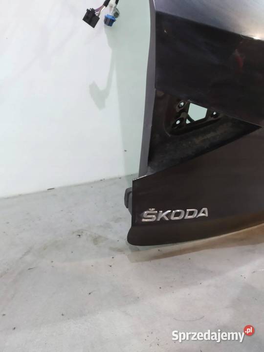 KLAPA TYŁ SZYBA KOMBI Skoda Superb III 2015 Motoryzacja