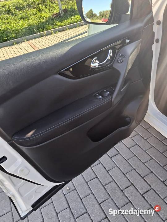 Nissan Qashqai salon polska światła do jazdy dziennej Lipnica Murowana