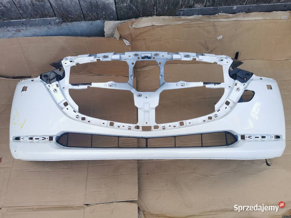 Zderzak przód przedni mazda 2 II 20 hackback hb Karoseria