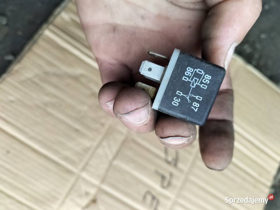 Przekaźnik VW SEAT AUDI 204 431951253H przekaźniki lubelskie Kamień-Kolonia
