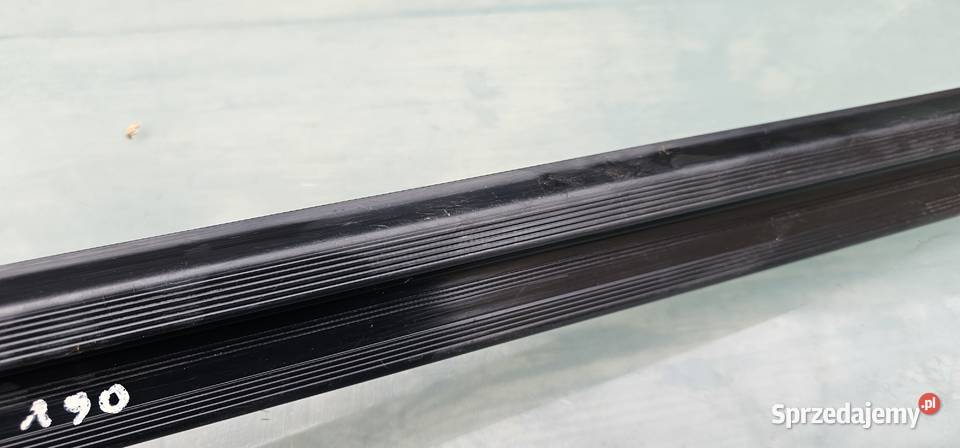 Nakładka progu przód mercedes w201 Zbąszyń