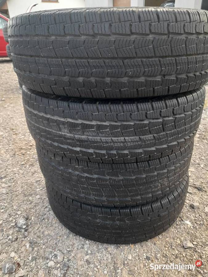 Opny wielosezonowe 19570R15C
