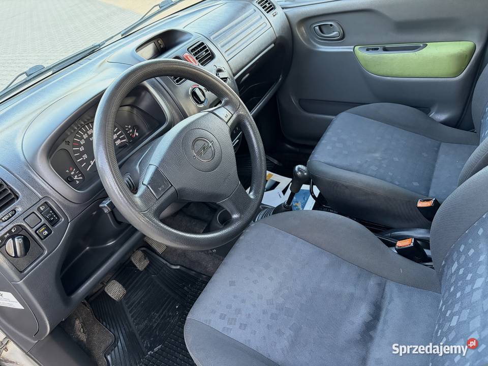 Miejski samochód Opel Agila 12i 75 Ostrów Wielkopolski