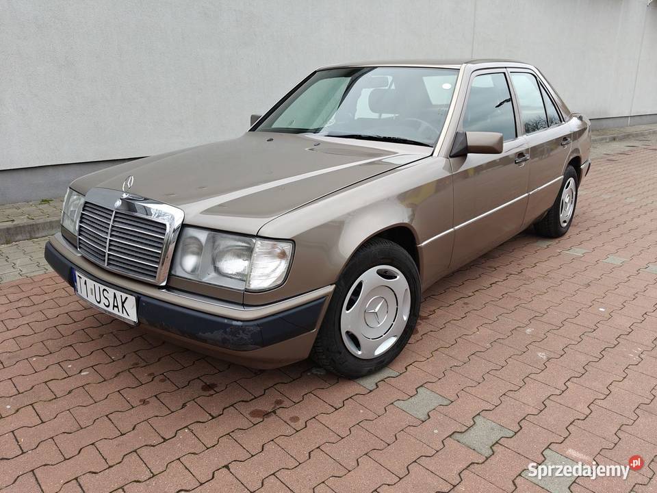 W124SEDAN20DSZYBERDACH Radomsko