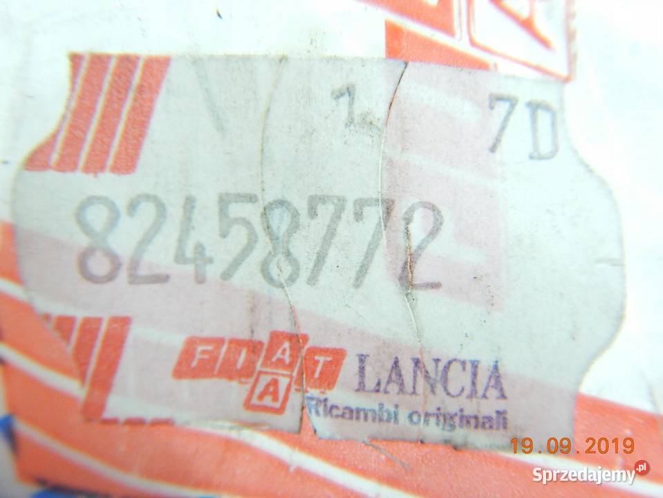 ZAWIAS KLAPY BAGAŻNIKA LEWY FIAT CROMA 9096 ASO Zawiasy, bolce i prowadnice sprzedam