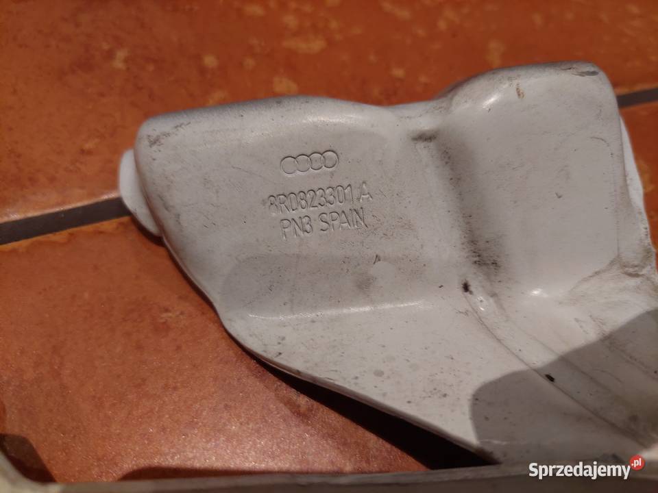 AUDI Q5 ZAWIAS MASKI ZAWIASY 8R0823301A Rybnik
