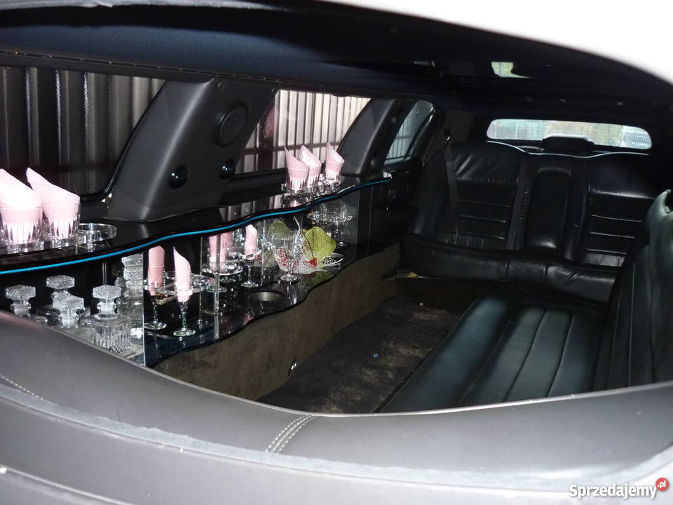 Limuzyna LINCOLN TOWN CAR Mielec sprzedam