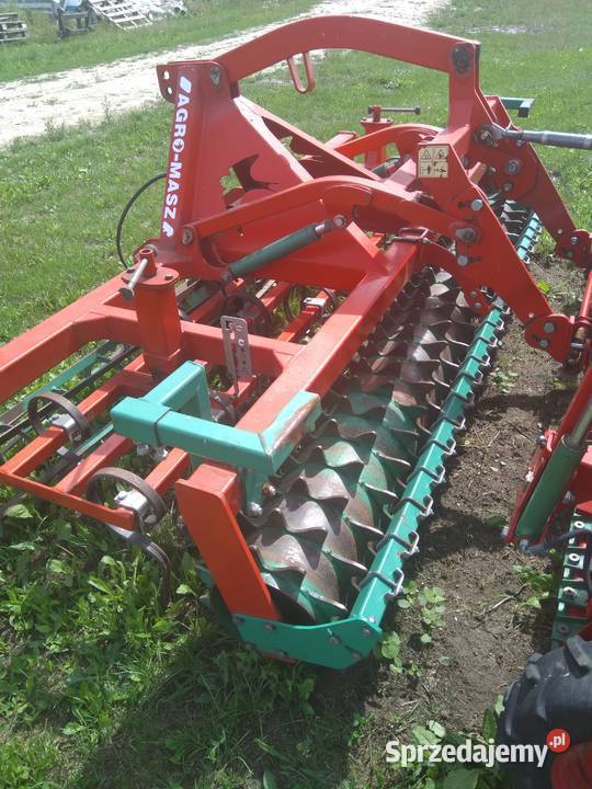 AGREGAT UPRAWOWOSIEWNY FIRMY AGROMASZ 3M 2015r Zakrzew