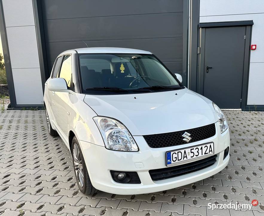 SUZUKI SWIFT 13 NIEZAWODNY ZADBANY BOGATA WERSJA nieuszkodzony Pruszcz Gdański sprzedam