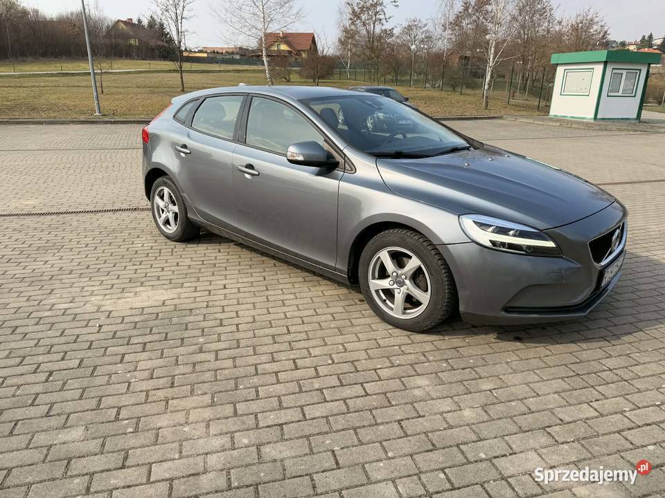Volvo V40 Lift 20 D2 2018 Ledy Jasło