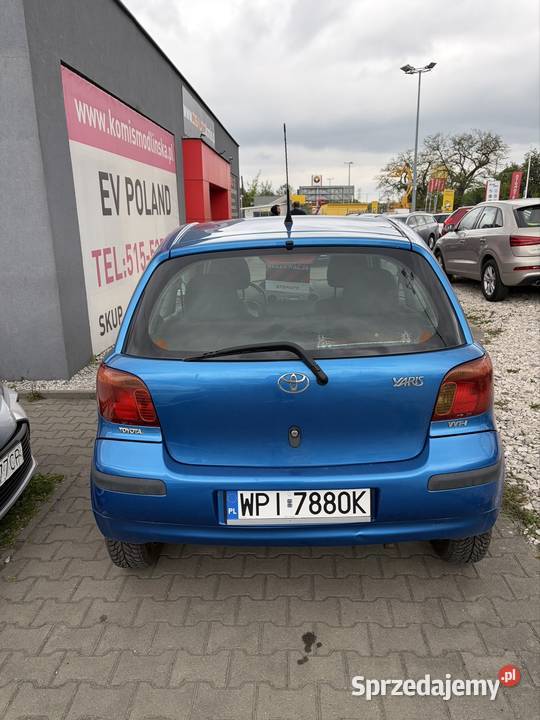 Toyota Yaris Benzyna kupiony w polskim salonie Warszawa