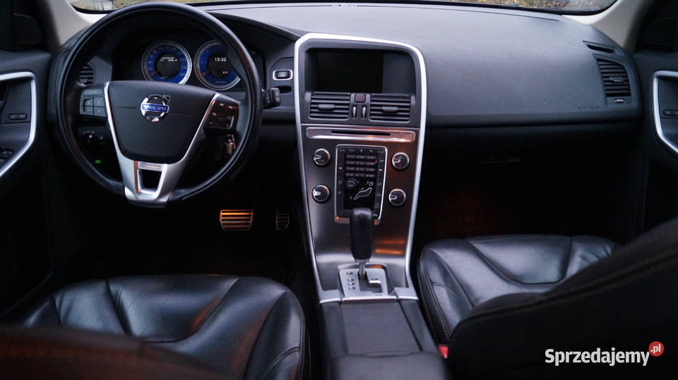 Volvo Xc 60 24 D5 24 L 215 AWD RDesign 2011 XC 60 Lublin