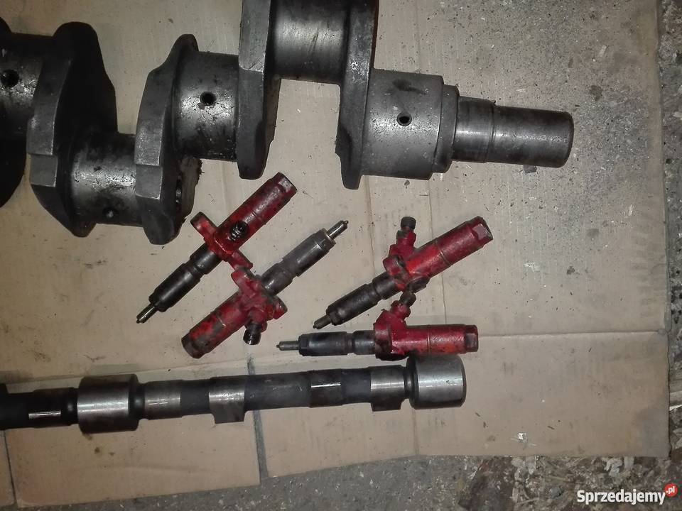 Sprzedam pompę wtryskową i 4 wtryskiwacze Jezierze