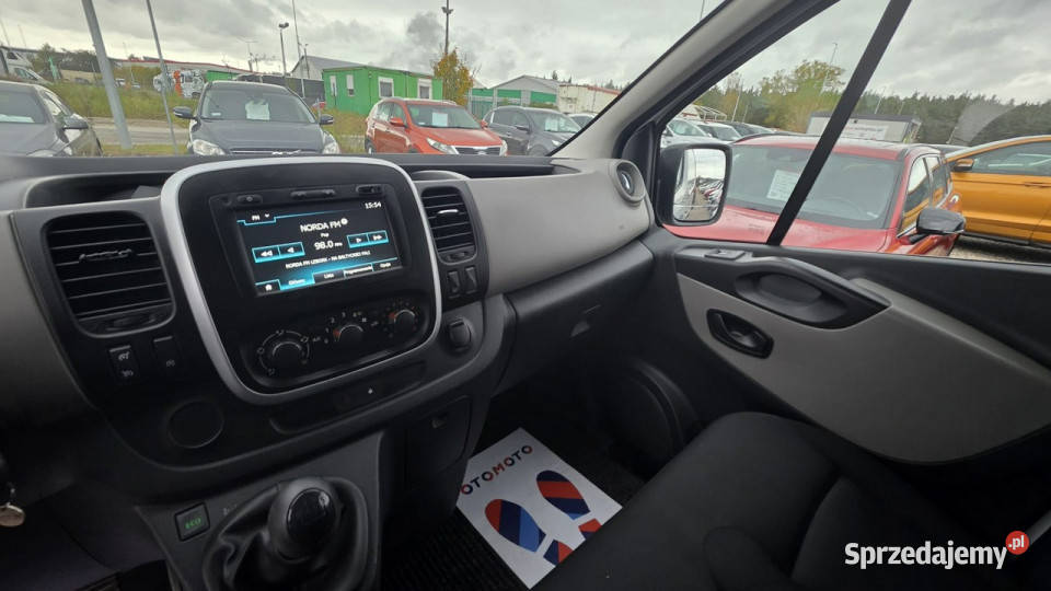 Renault Trafic Klima long navi mały przebieg Lębork sprzedam