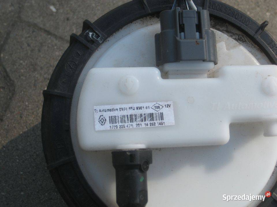 dacia duster lift 1317r 16 benzyna 105 16v pompa osobowe Rakoniewice