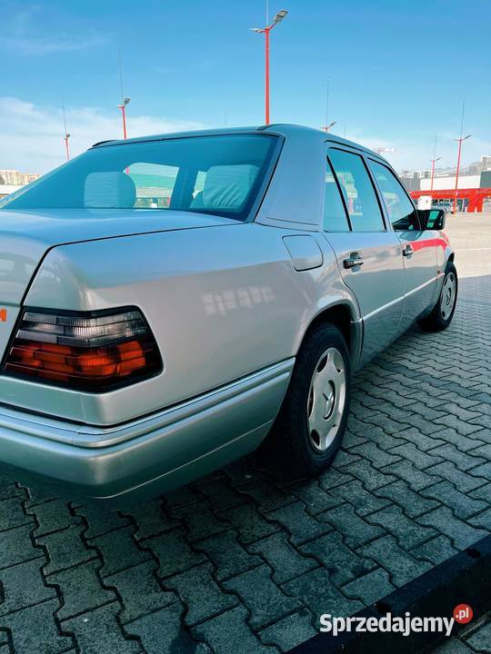 Sprzedam MercedesBenz EKlasa 20 Benzyna 1995 Kielce