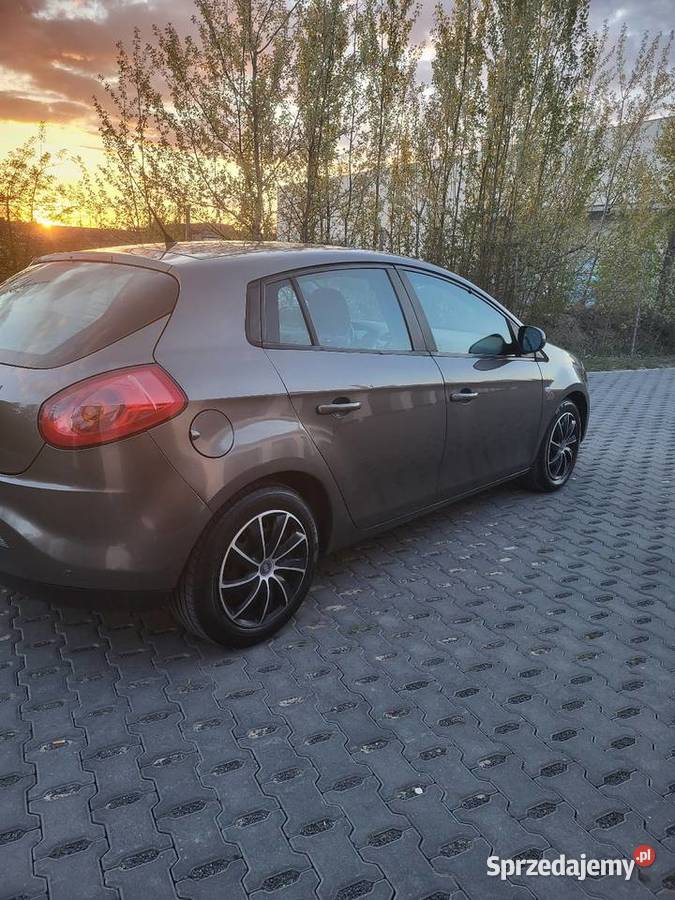 Sprzedam Fiata Bravo II 14 benzyna 6 biegów 90KM Gniezno