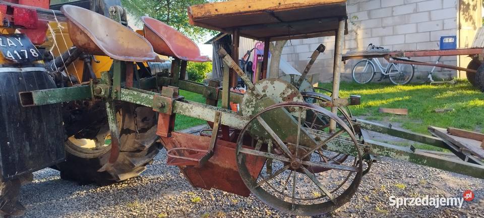 Sadzarka do tytoniu Siewniki i sadzarki Szczebrzeszyn