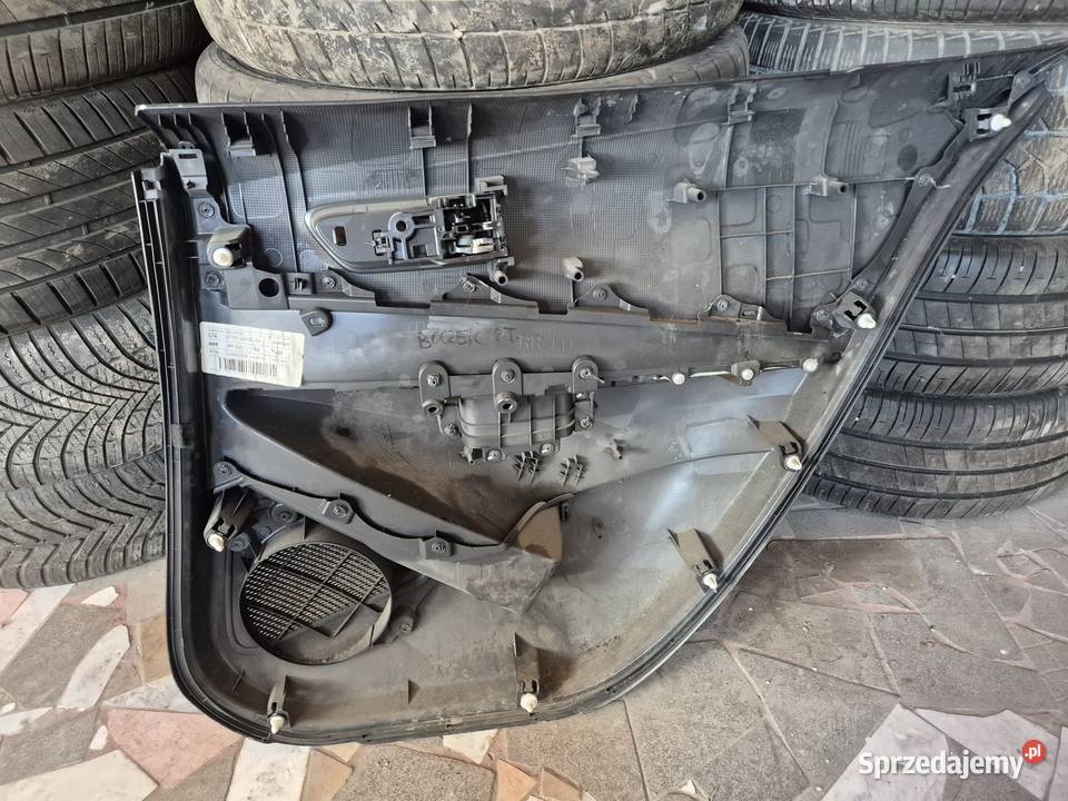 Boczek drzwi lewy tył Toyota Corolla E21 Łódź