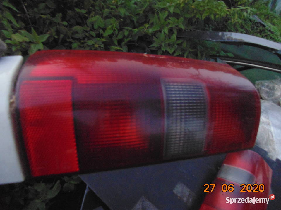 Lampa tylna dolna prawa lewa Volvo V70 I 850 osobowe Kraków