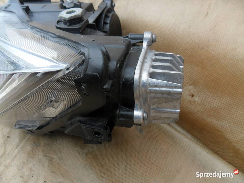 LAMPA REFLEKTOR LEWY PRZÓD EU 6F1941773A SEAT Nowy Tomyśl