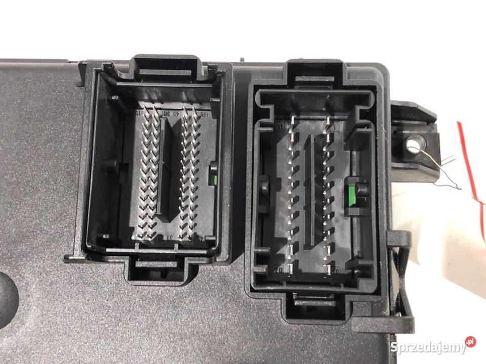 SKRZYNKA BEZPIECZNIKÓW FIAT GRANDE PUNTO