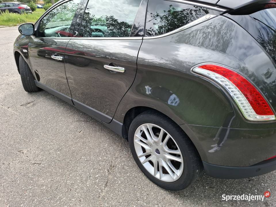 Lancia Delta III 16 2011 nieuszkodzony Elbląg