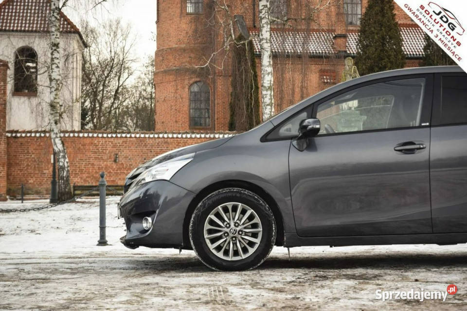 Toyota Verso Automat Niski przebieg Kamera Jeden 1798cm3 sprzedam