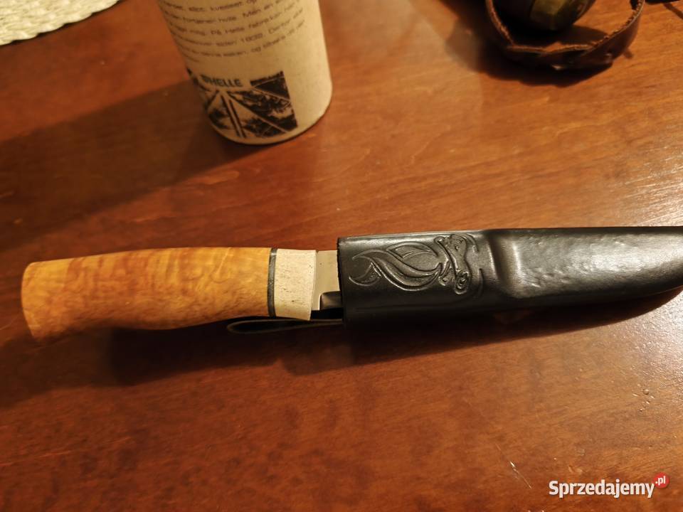 Nóż firmy Helle Konin