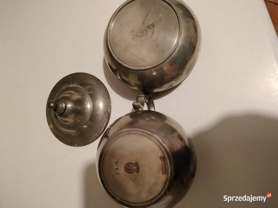 Zestaw dzbanuszek i pojemnik z pokrywką metal Choszczno sprzedam