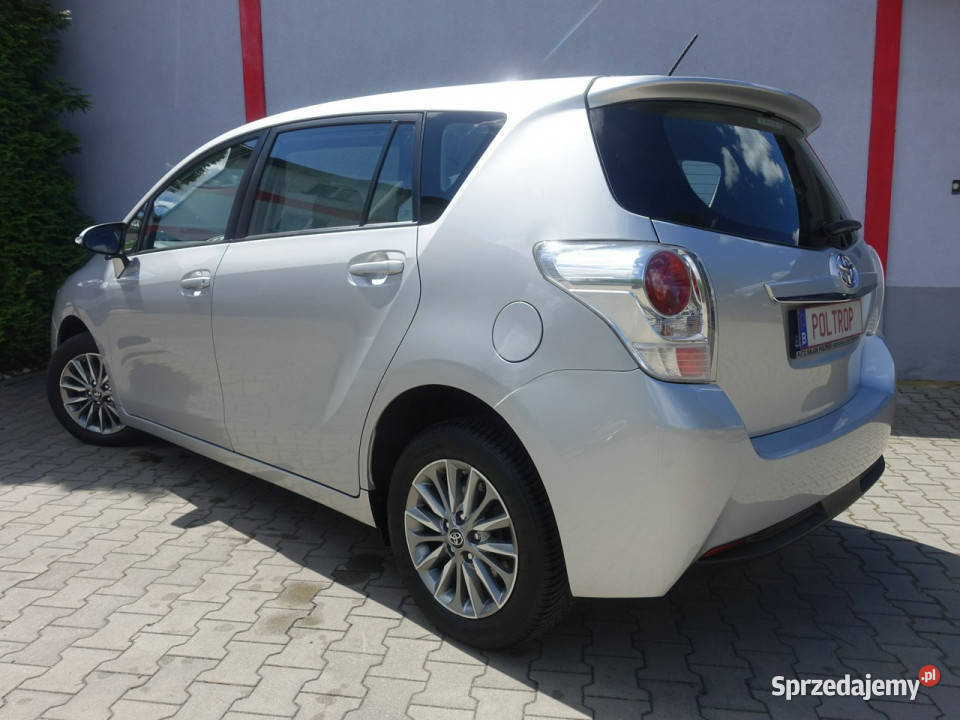 Toyota Verso 16D Navi Alu Klimatronik 7 miejsc 1598cm3 Verso sprzedam
