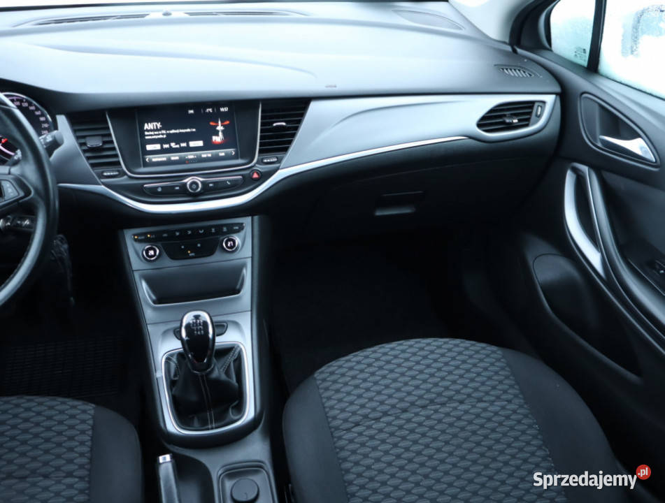 Opel Astra 14 T radio Piaseczno