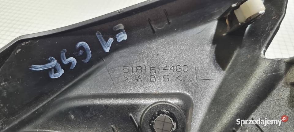 Suzuki GSR 600 owiewka lewa lampy OEM 5181544GO