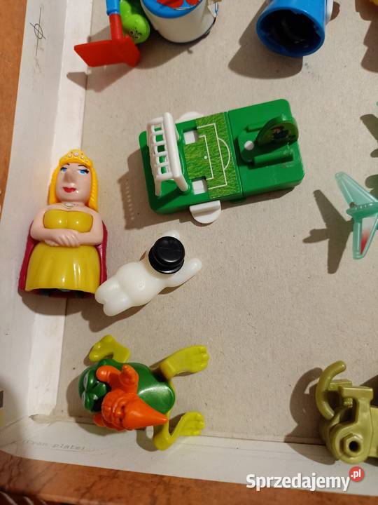 Kinder niespodzianki i inne figurki Poznań sprzedam
