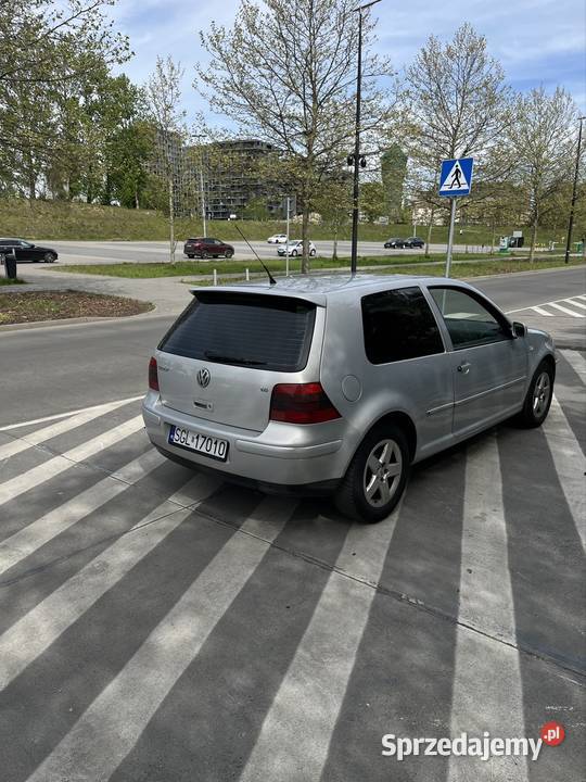 Golf 4 benzyna 16 SR Katowice