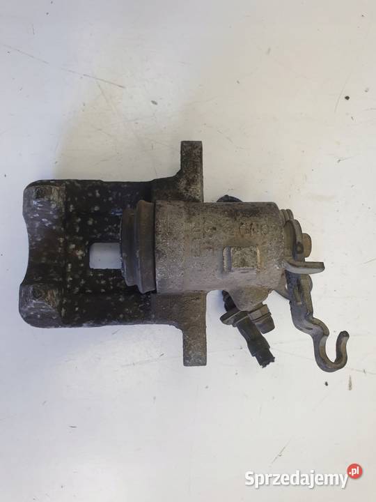 VW Golf IV PRAWY ZACISK HAMULCOWY tył PASAŻERA Chełm