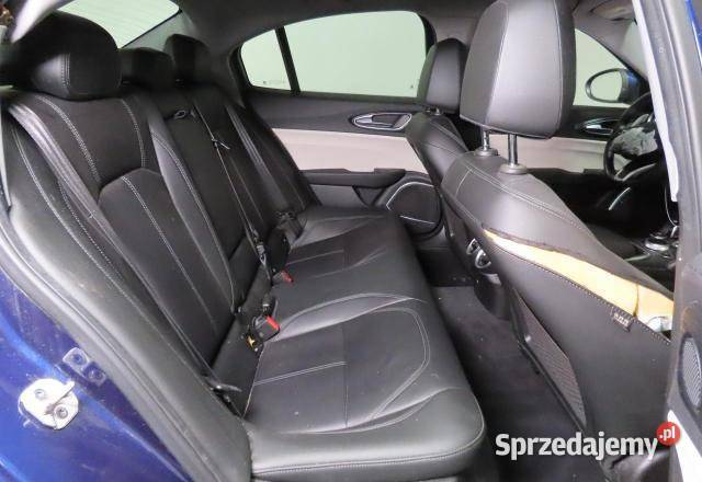 ALFA ROMEO GIULIA SPORT produkcji 2021 z USA mazowieckie Warszawa
