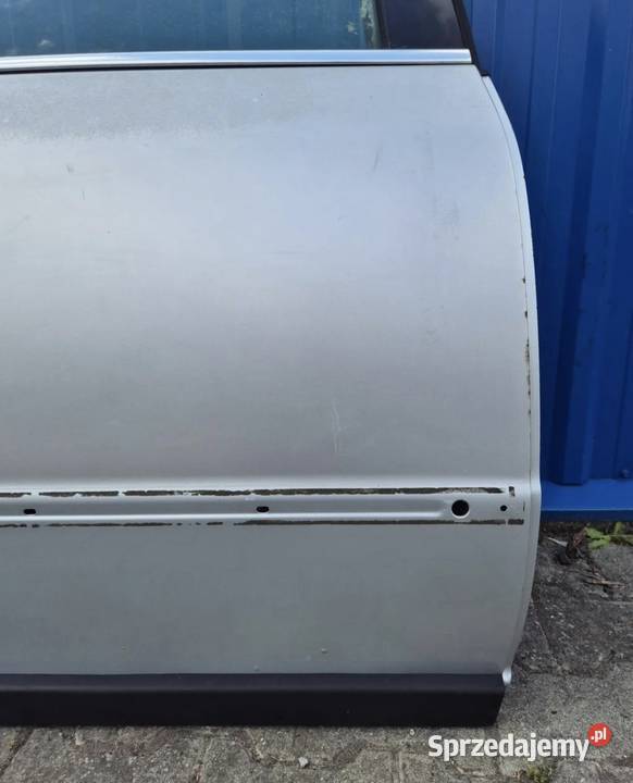 DRZWI TYŁ PRAWY PRAWE VW PASSAT B5 FL SEDAN LA7W Działoszyce