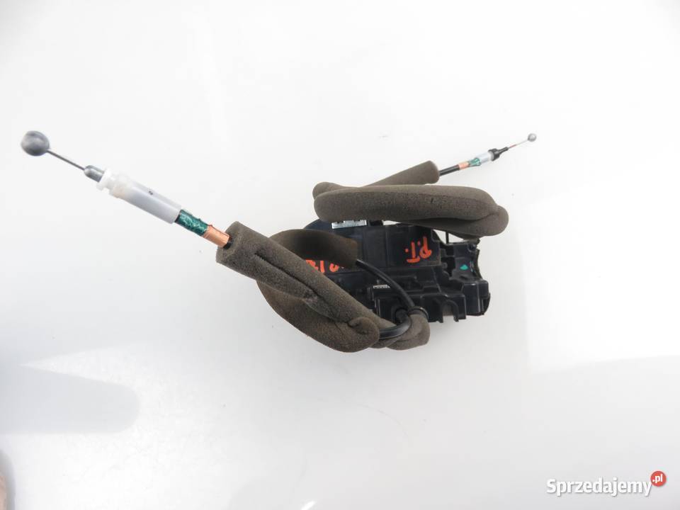 ZAMEK PRAWY TYLNY INFINITI Q50 małopolskie