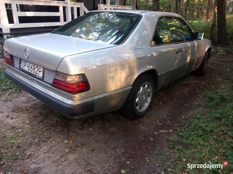 Mercedes W 124coupe 30 automat Rok produkcji 1990 Opole