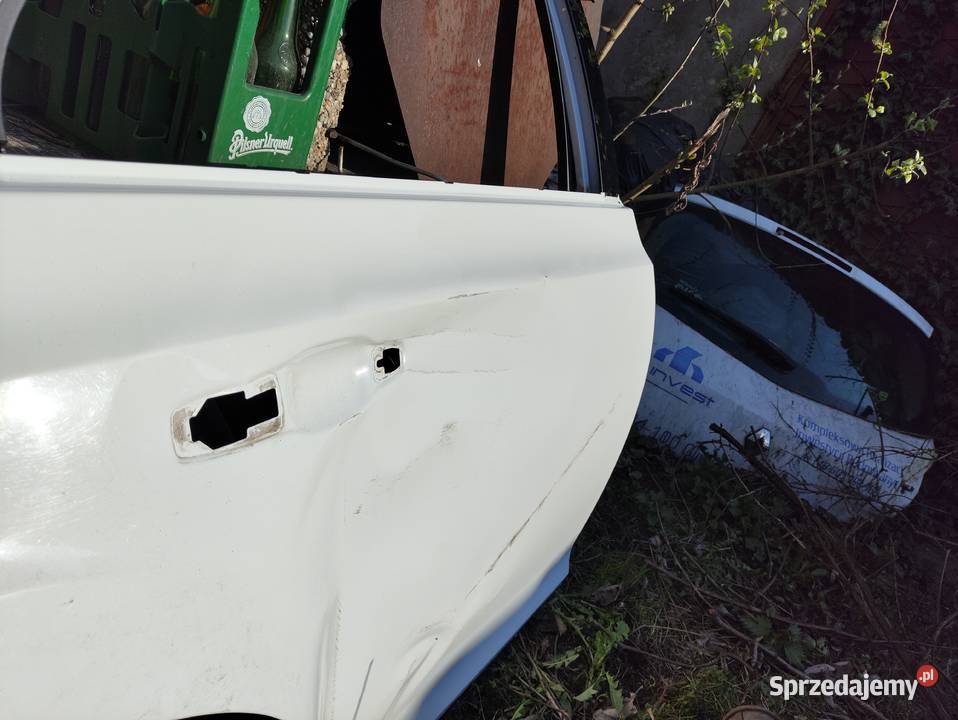 Drzwi chrysler 300c II LANCIA prawy tył