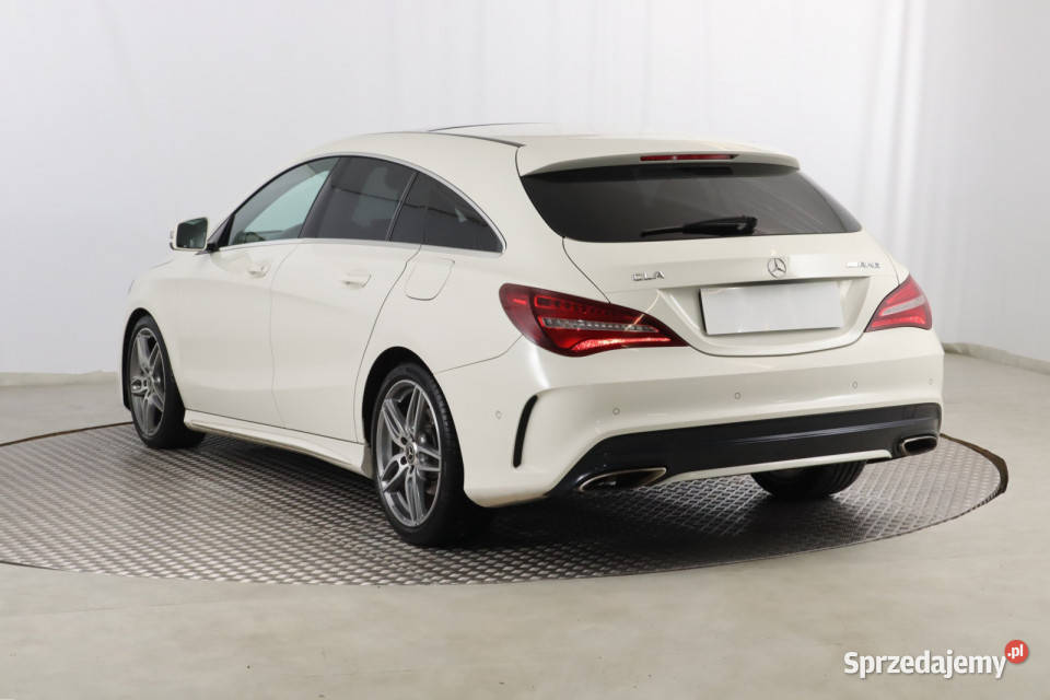Mercedes CLA 200 1595cm3