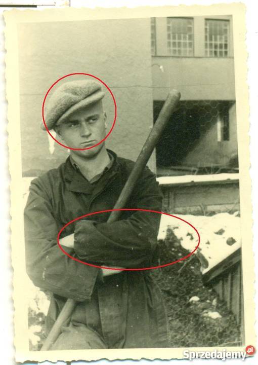 Stara fotografia robotnik odbudowa miasta wielkopolskie Ostrów Wielkopolski