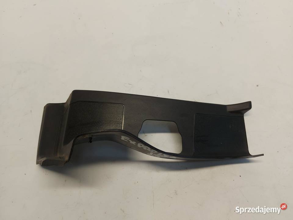 Ford Explorer VII R2KB OSŁONA LAMPY LEWY TYŁ osobowe Pozostałe