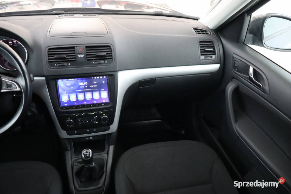 Skoda Yeti 12 TSI nieuszkodzony Zabrze